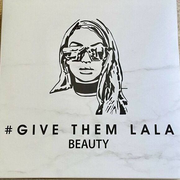 GIVE THEM LALA BEAUTY 9 Eyeshadow Palette in The Grown Woman. Full Size. NEW - Picture 7 of 10